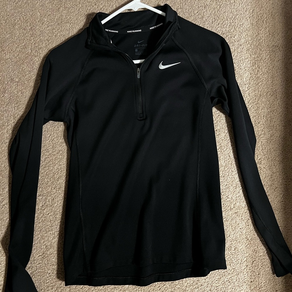 Nike women’s quarter zip